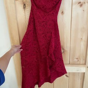 Red lace medium le chateau dress